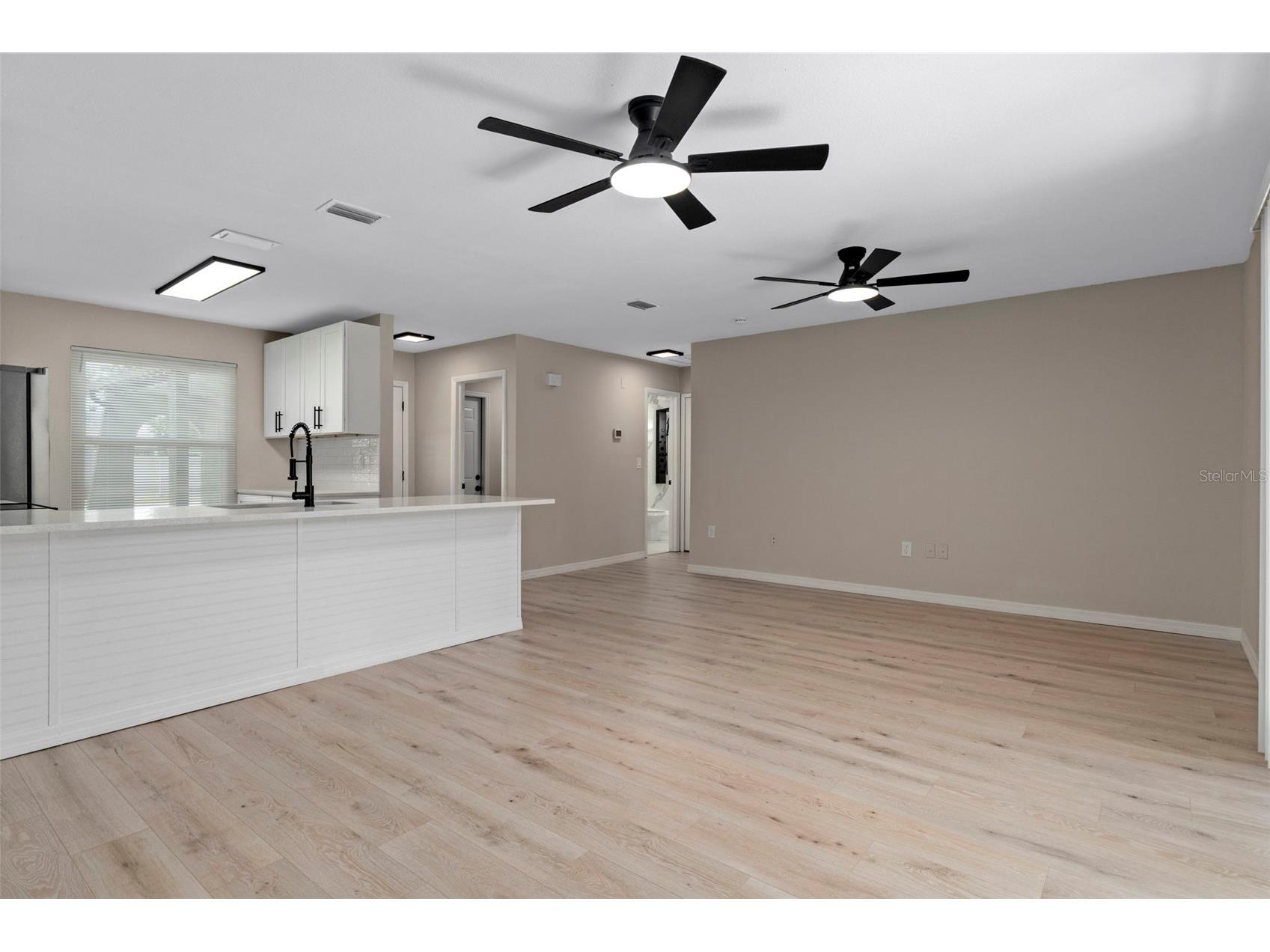 12036 Country Cove Avenue Hudson FL 34669 W7886751 image5