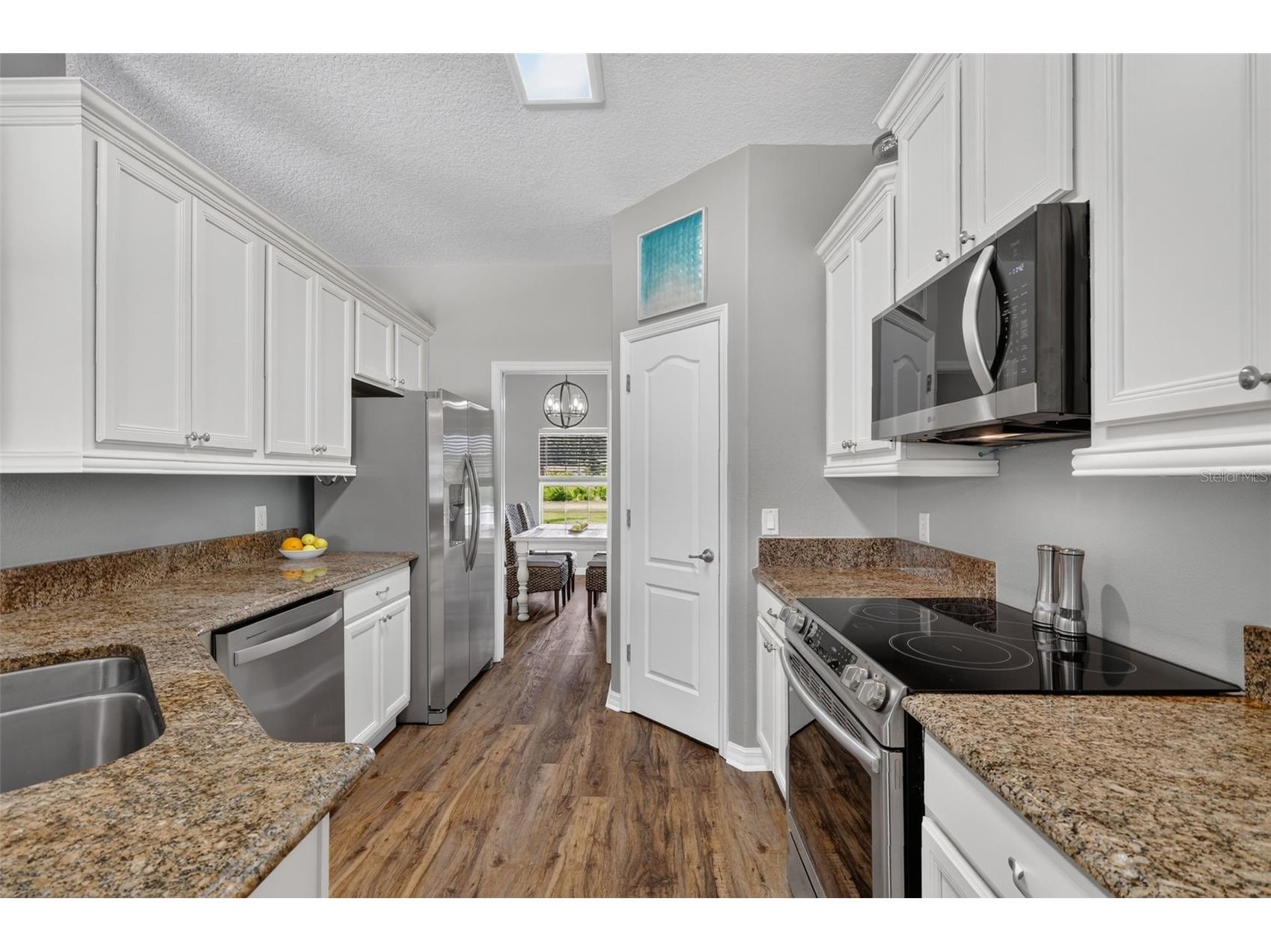 12037 Eagle Point Ct Leesburg FL 34788 - CANAL TO LAKE EUSTIS G5114280 image15