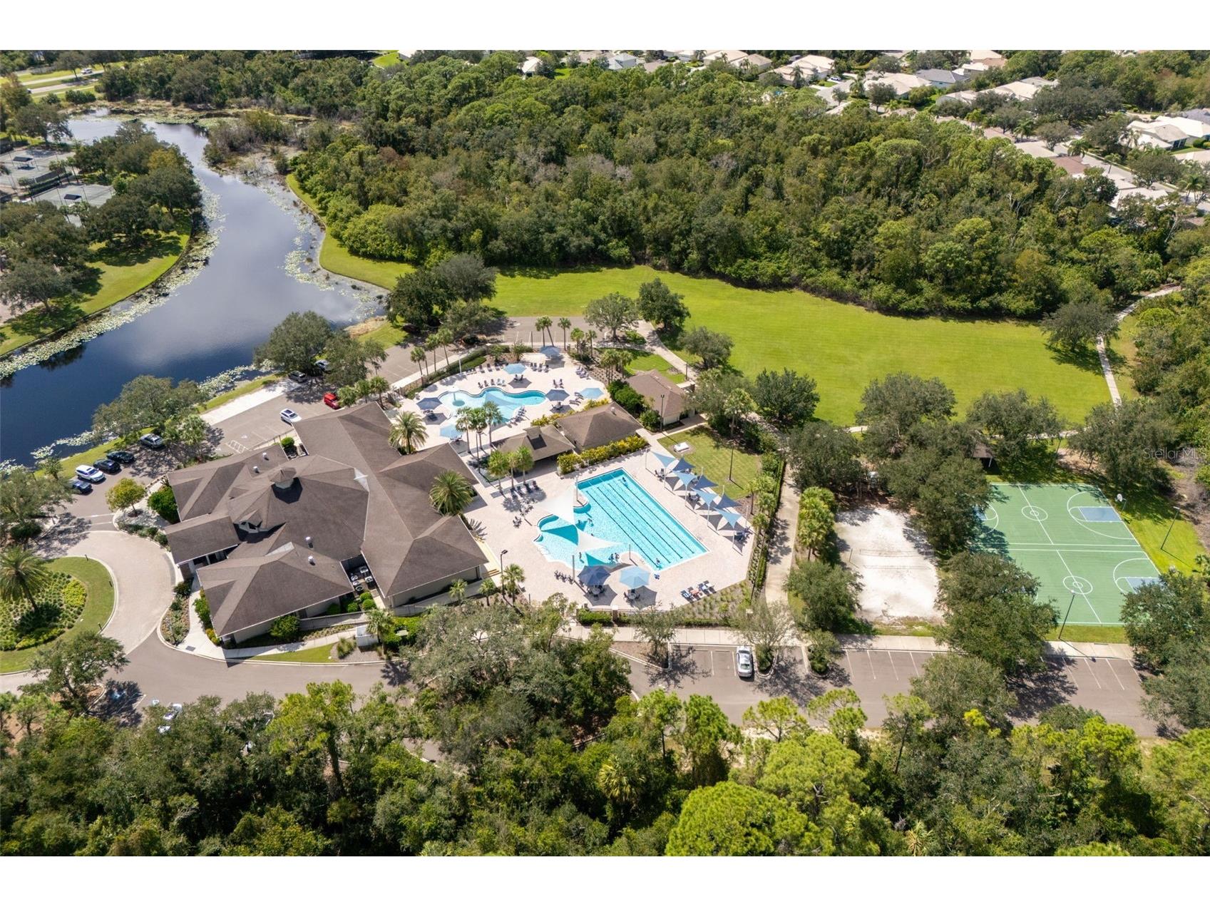 12037 Thornhill Court Lakewood Ranch FL 34202 A4692670 image79
