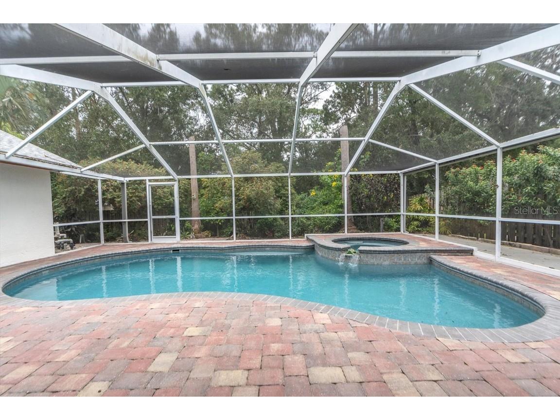 12038 Stone Crossing Circle Tampa FL 33635 TB8408242 image2