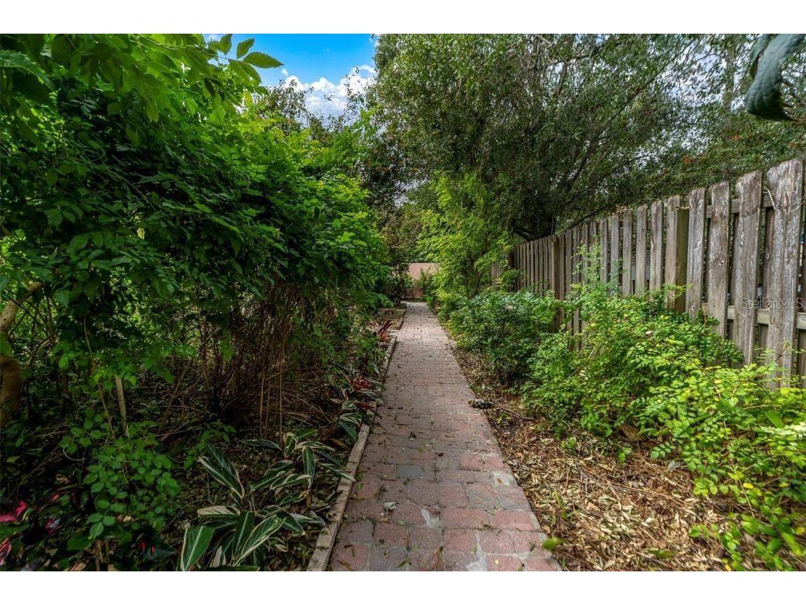 12038 Stone Crossing Circle Tampa FL 33635 TB8408242 image34