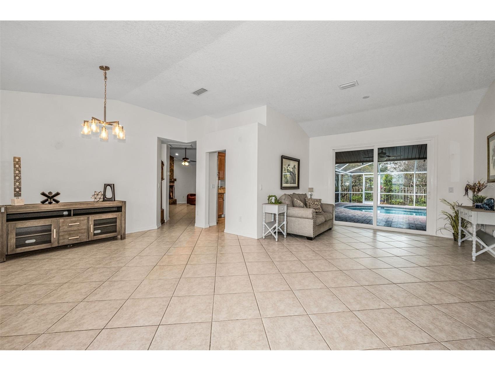12038 Stone Crossing Circle Tampa FL 33635 TB8478462 image17