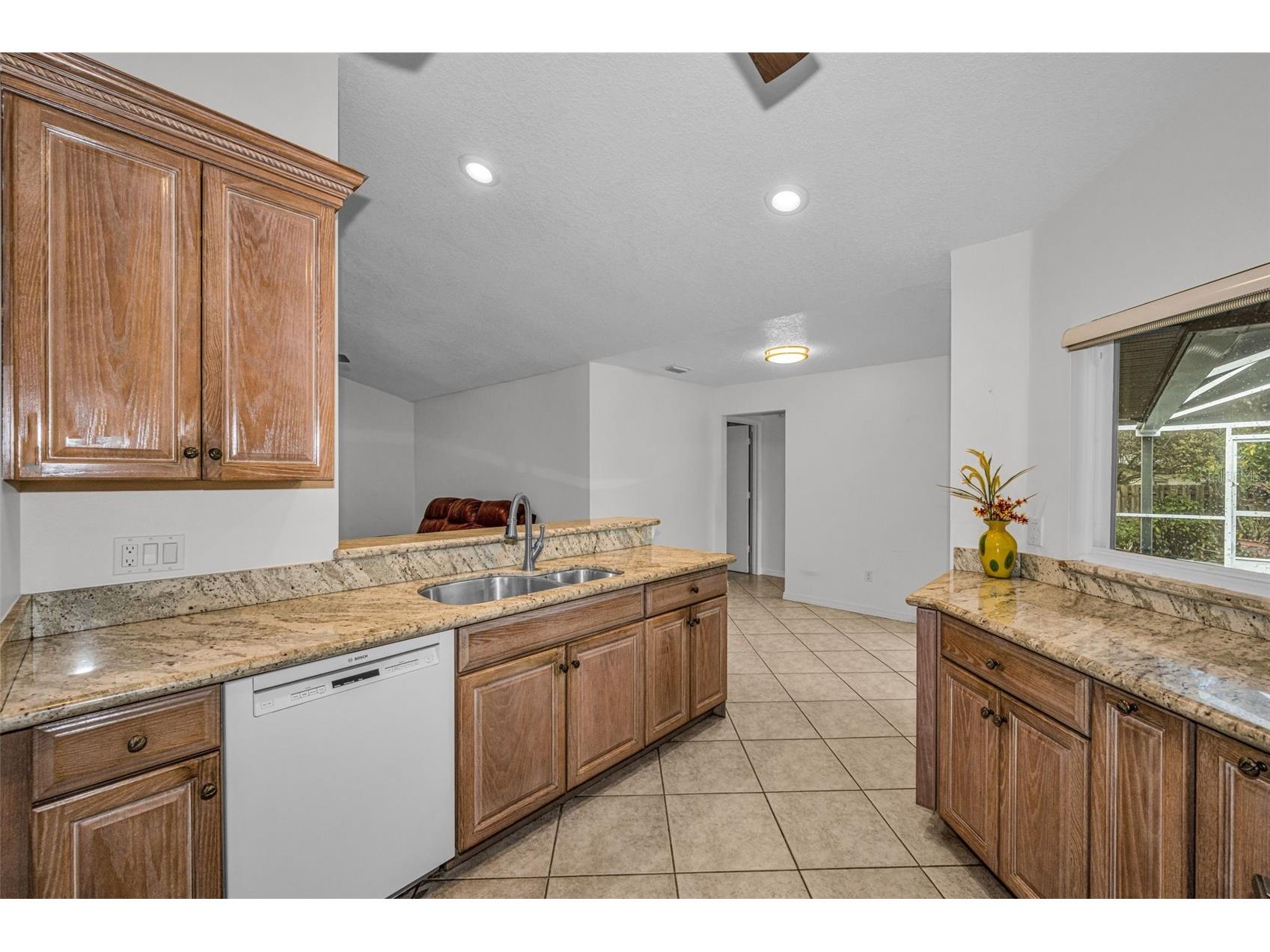 12038 Stone Crossing Circle Tampa FL 33635 TB8478462 image27
