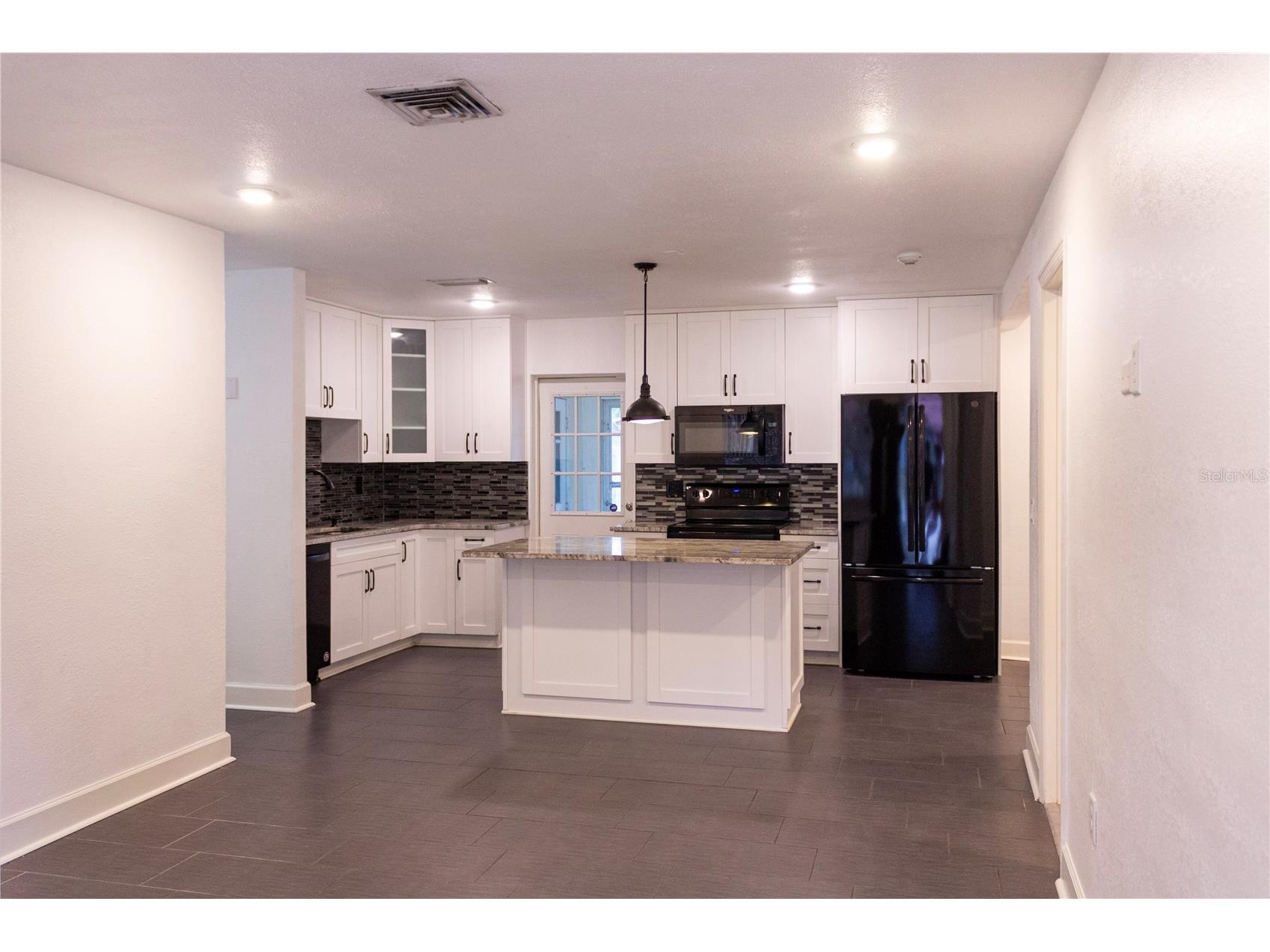 1204 23rd Avenue W Palmetto FL 34221 A4693976 image4