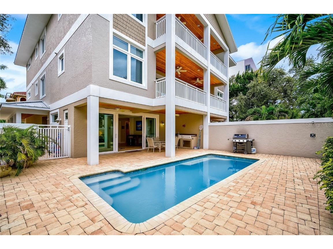 1204 Derby Lane Sarasota FL 34242 T3351041 image1