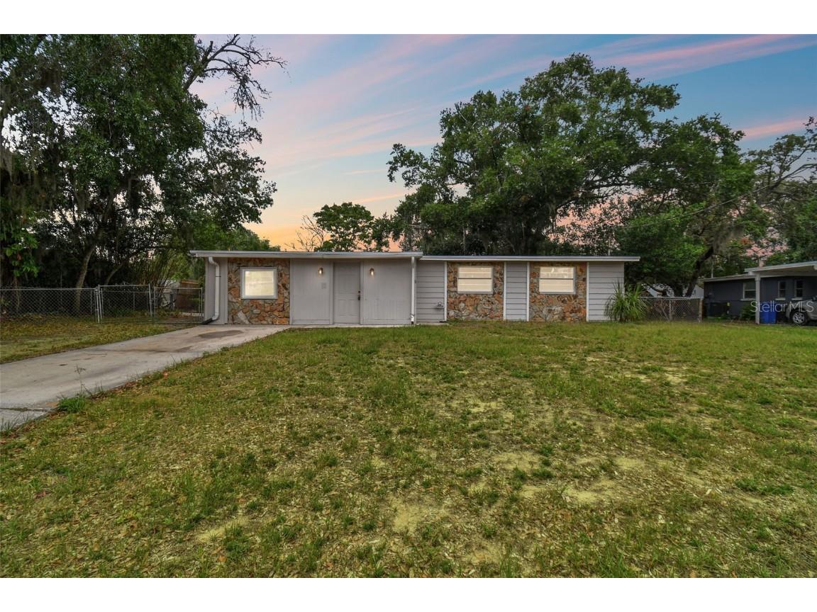 1204 E Camellia Drive Brandon FL 33510 T3533236 image1