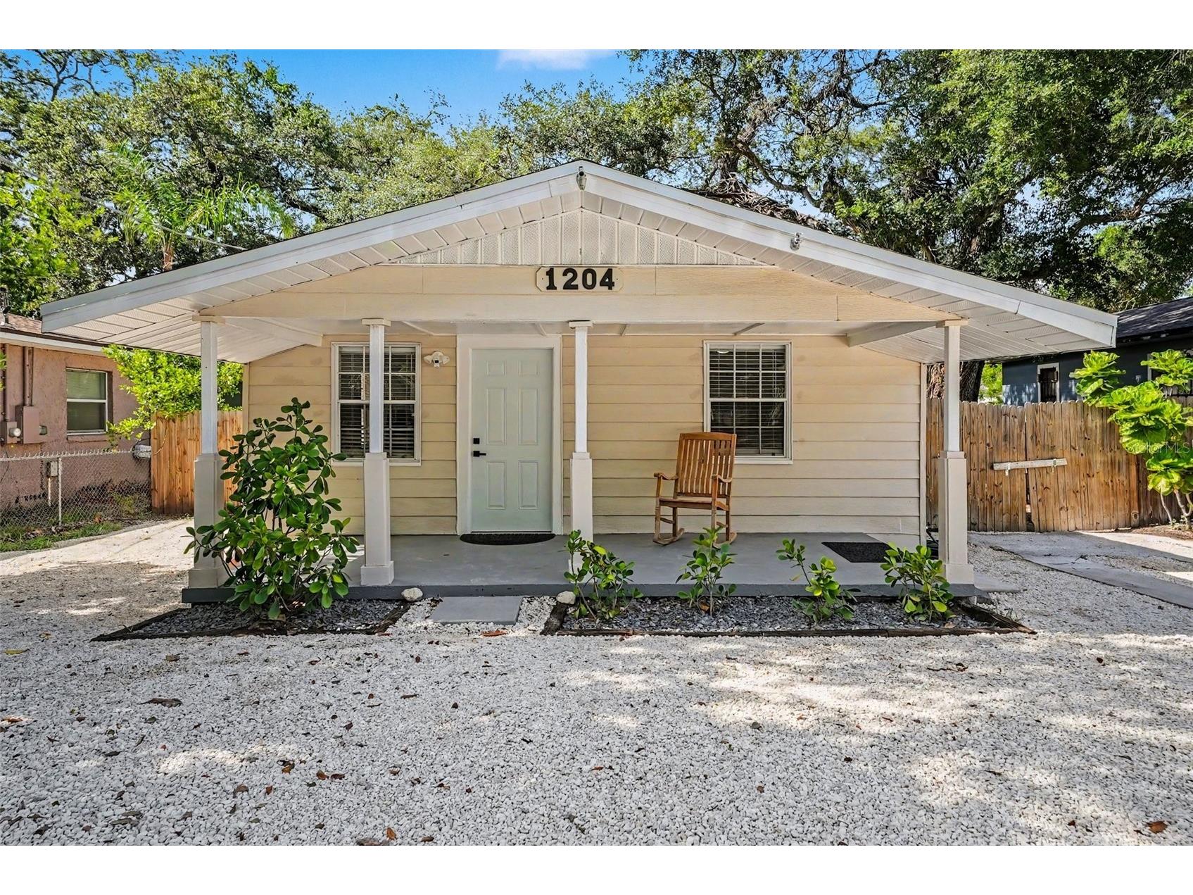1204 E Cayuga Street Tampa FL 33603 TB8511495 image1