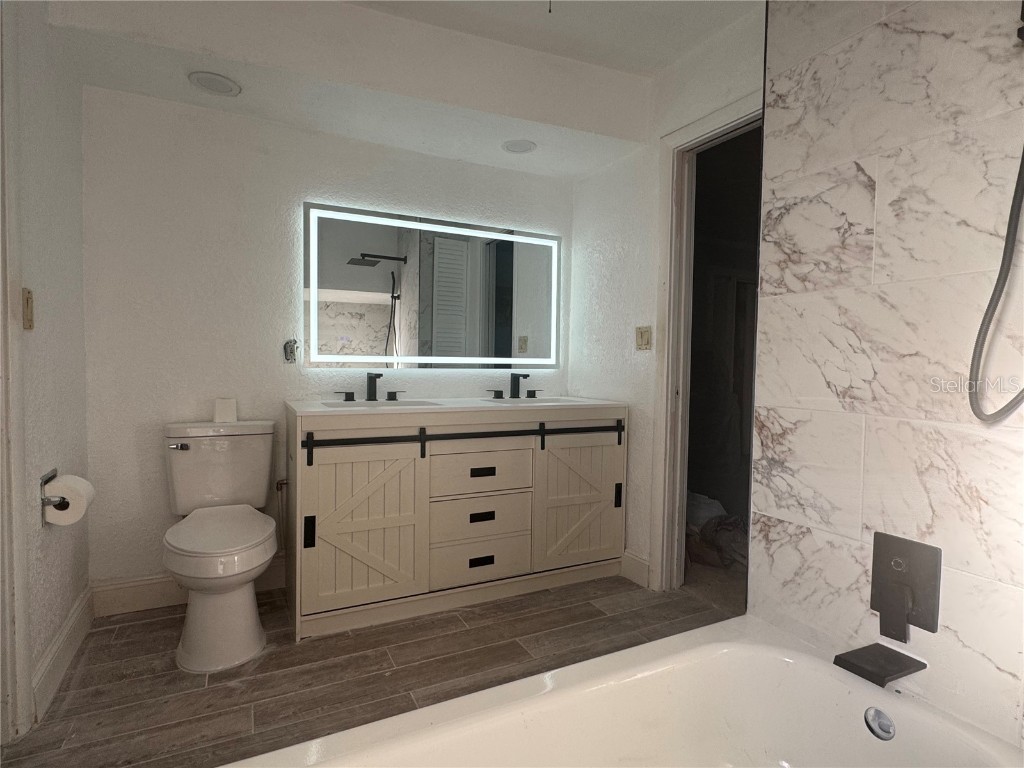 1204 Eckles Drive Tampa FL 33612 - LAKE ECKLES TB8445180 image6