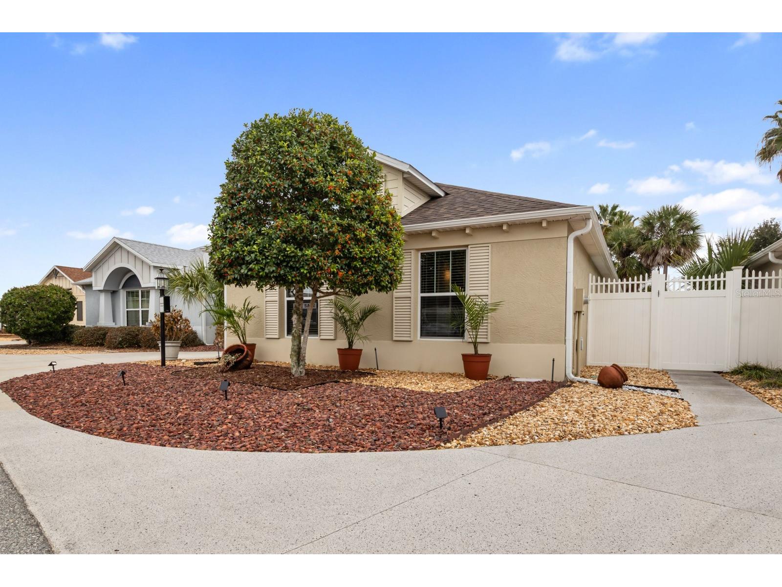 1204 Flamingo Place The Villages FL 32162 G5107907 image1