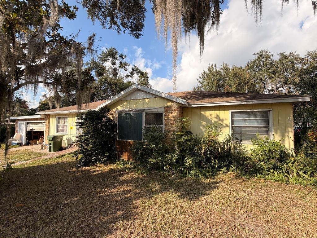 1204 Gunston Street Leesburg FL 34748 OM714231 image17