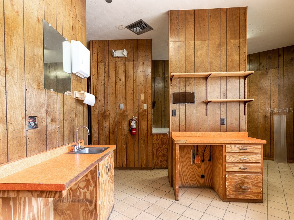 1204 Historic Goldsboro Boulevard Sanford FL 32771 O6031447 image15