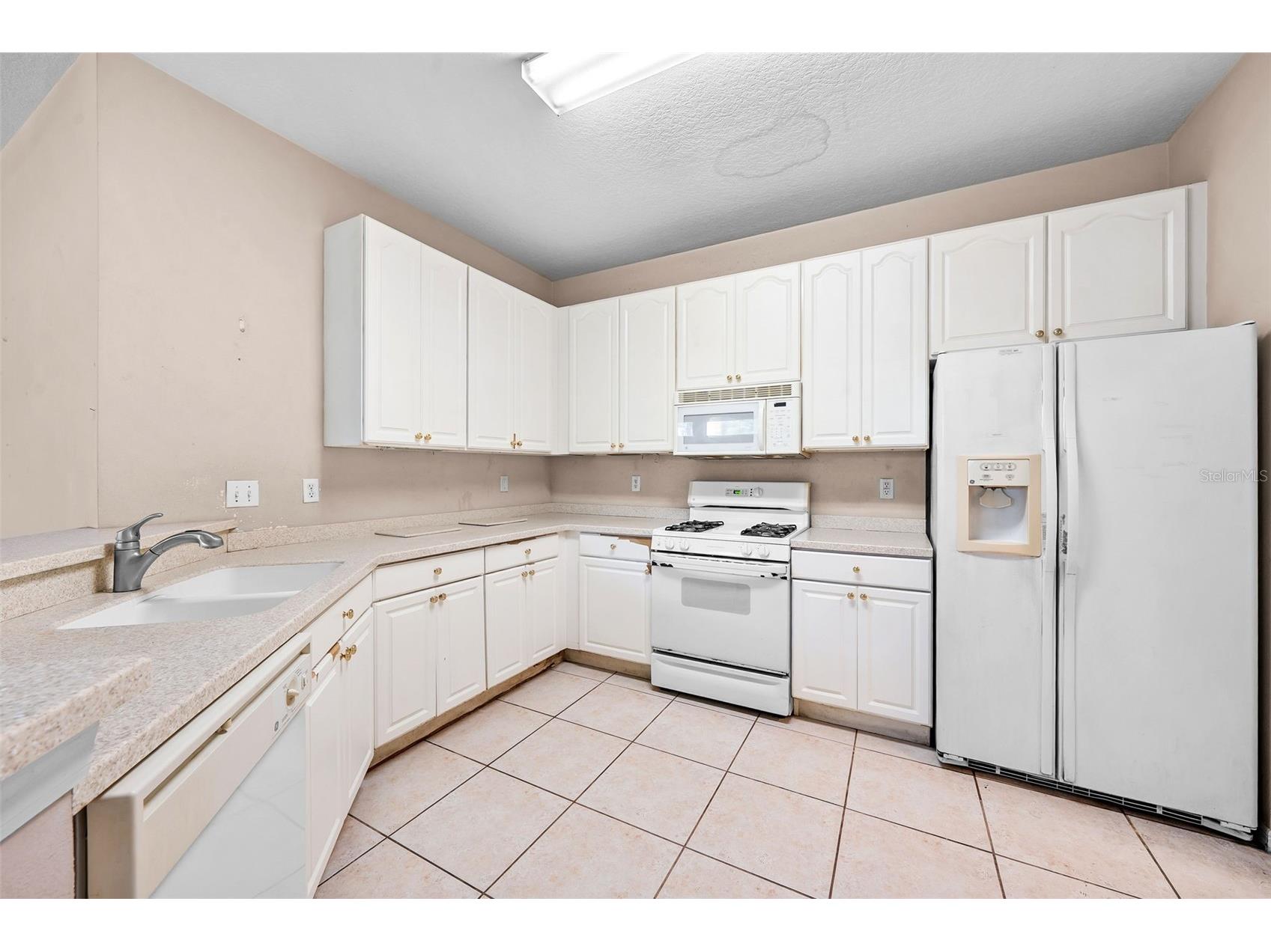 1204 Huntington Greens Drive #1204 Sun City Center FL 33573 O6397861 image11