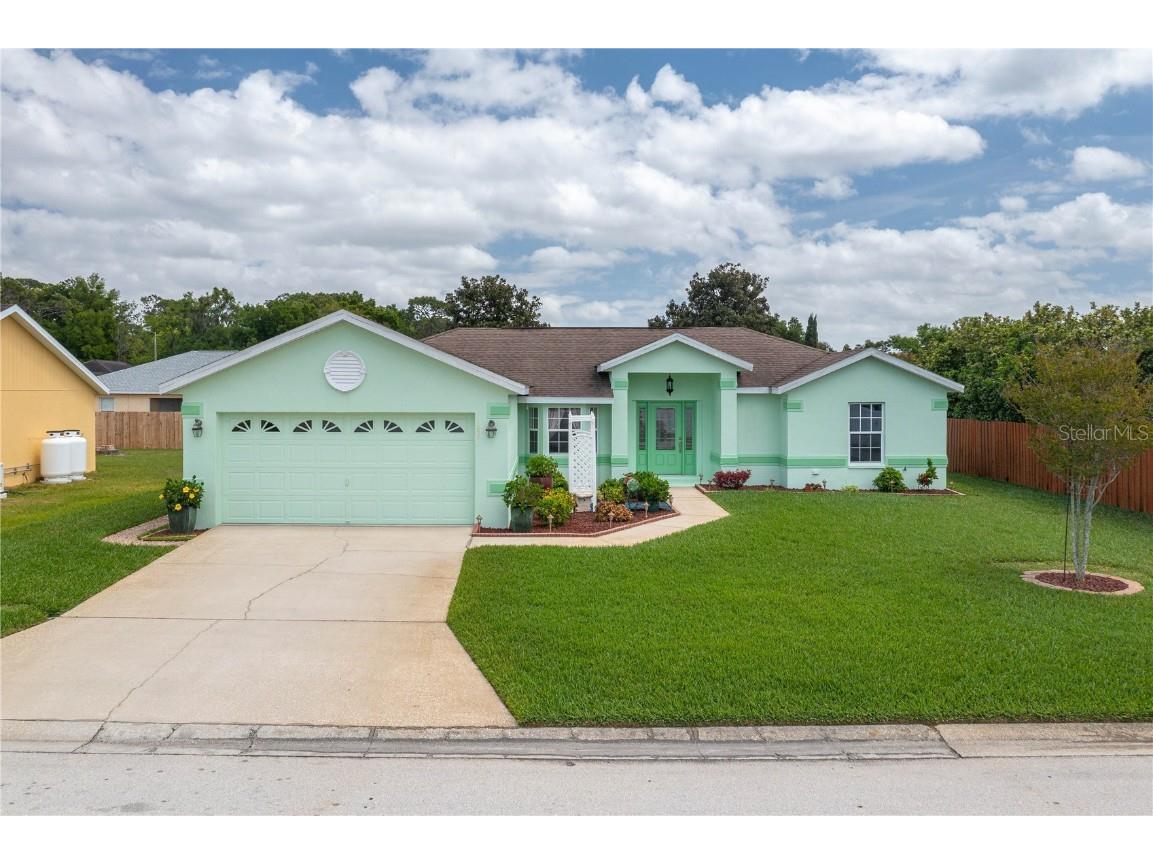 1204 Lysiloma Avenue Winter Haven FL 33880 L4943588 image1