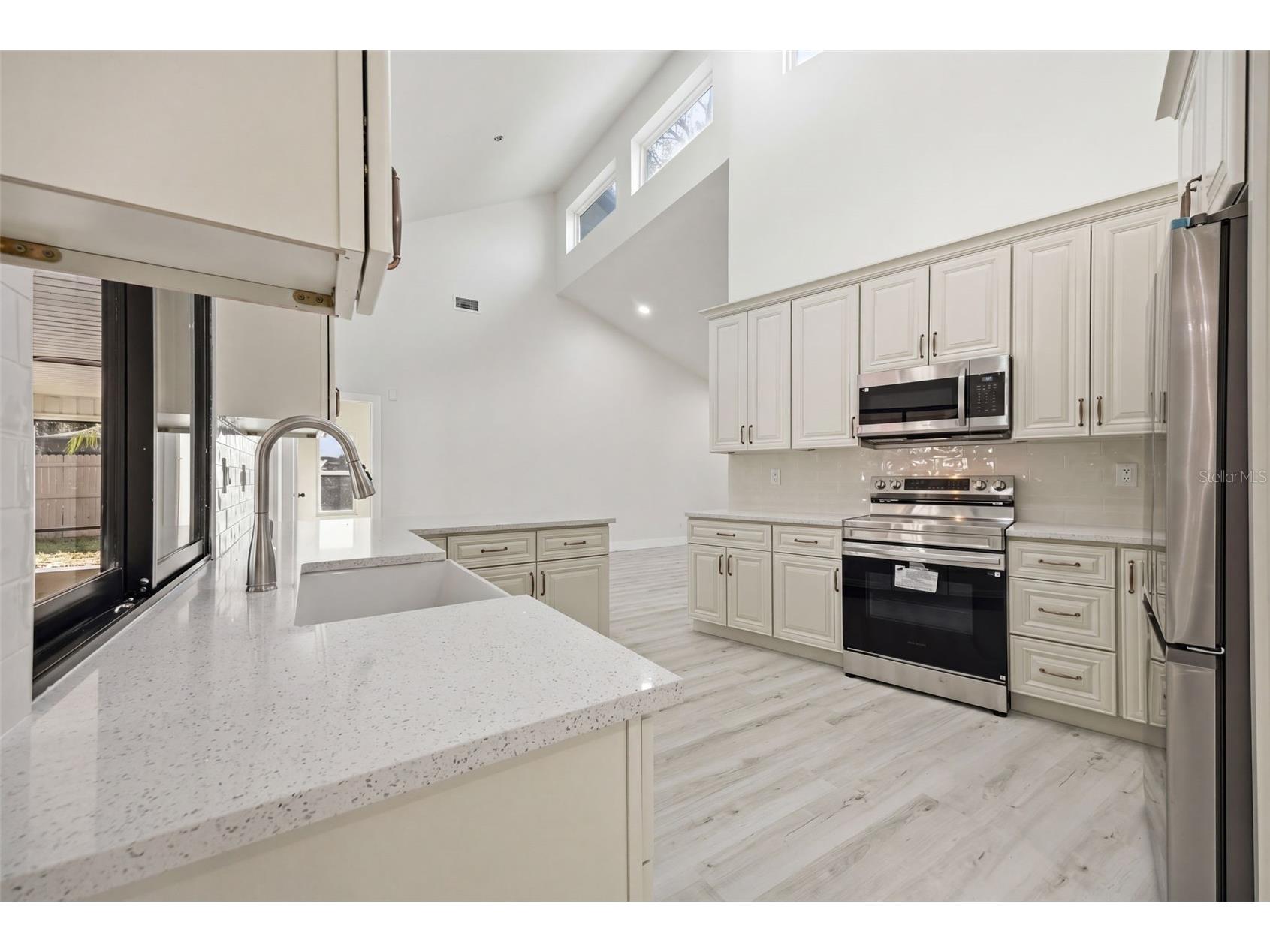 1204 Moondale Court Valrico FL 33596 TB8504095 image13
