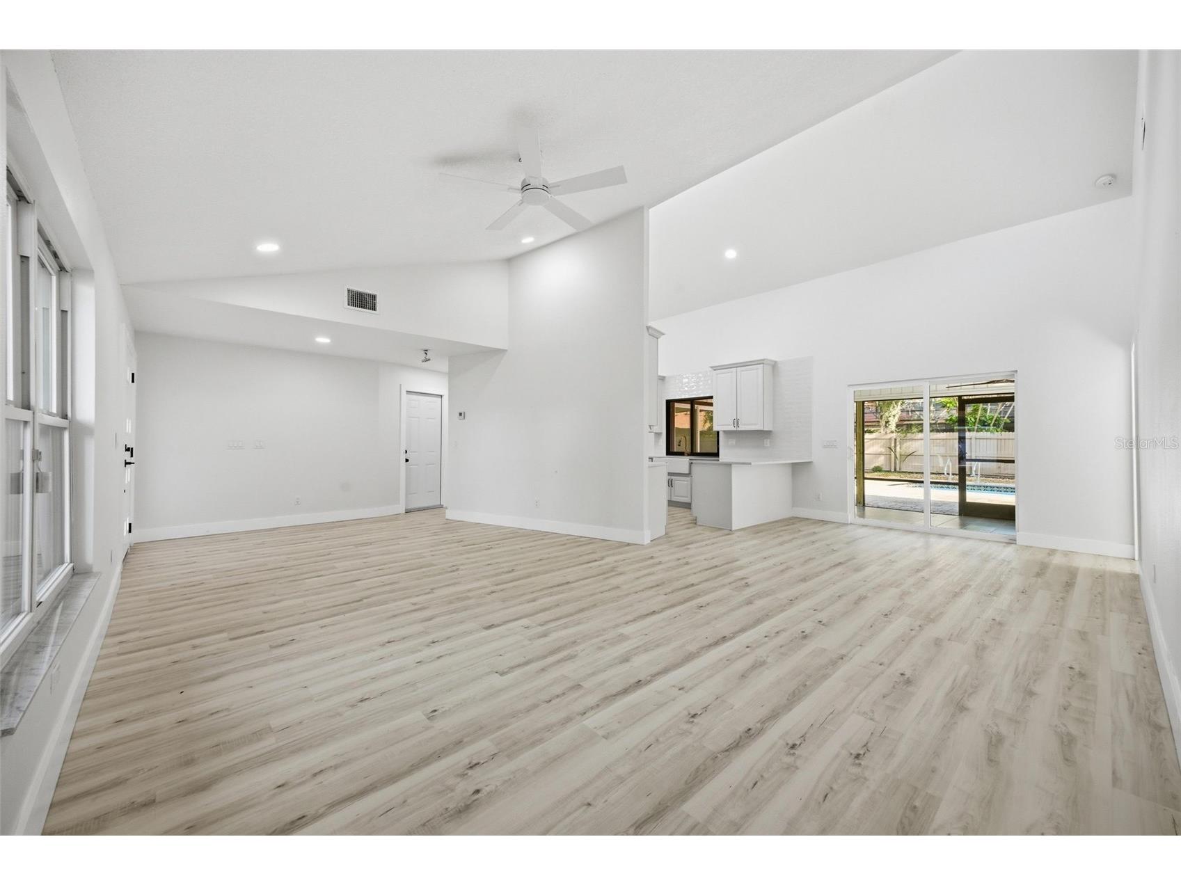 1204 Moondale Court Valrico FL 33596 TB8504095 image16