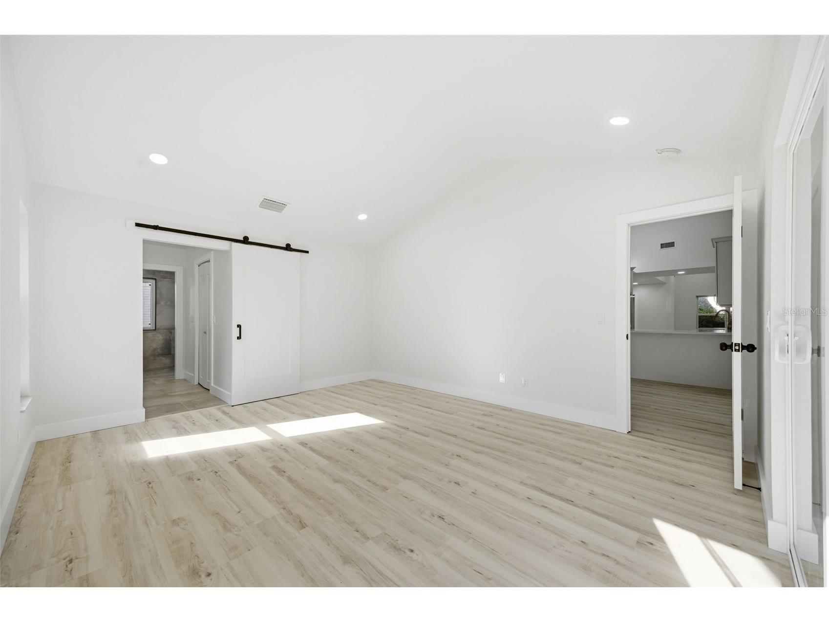 1204 Moondale Court Valrico FL 33596 TB8504095 image17