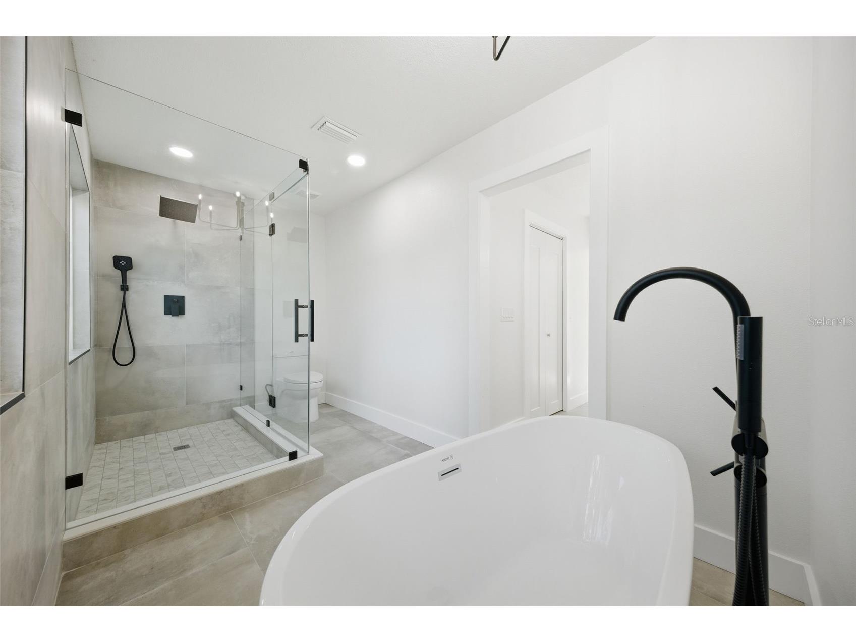 1204 Moondale Court Valrico FL 33596 TB8504095 image23