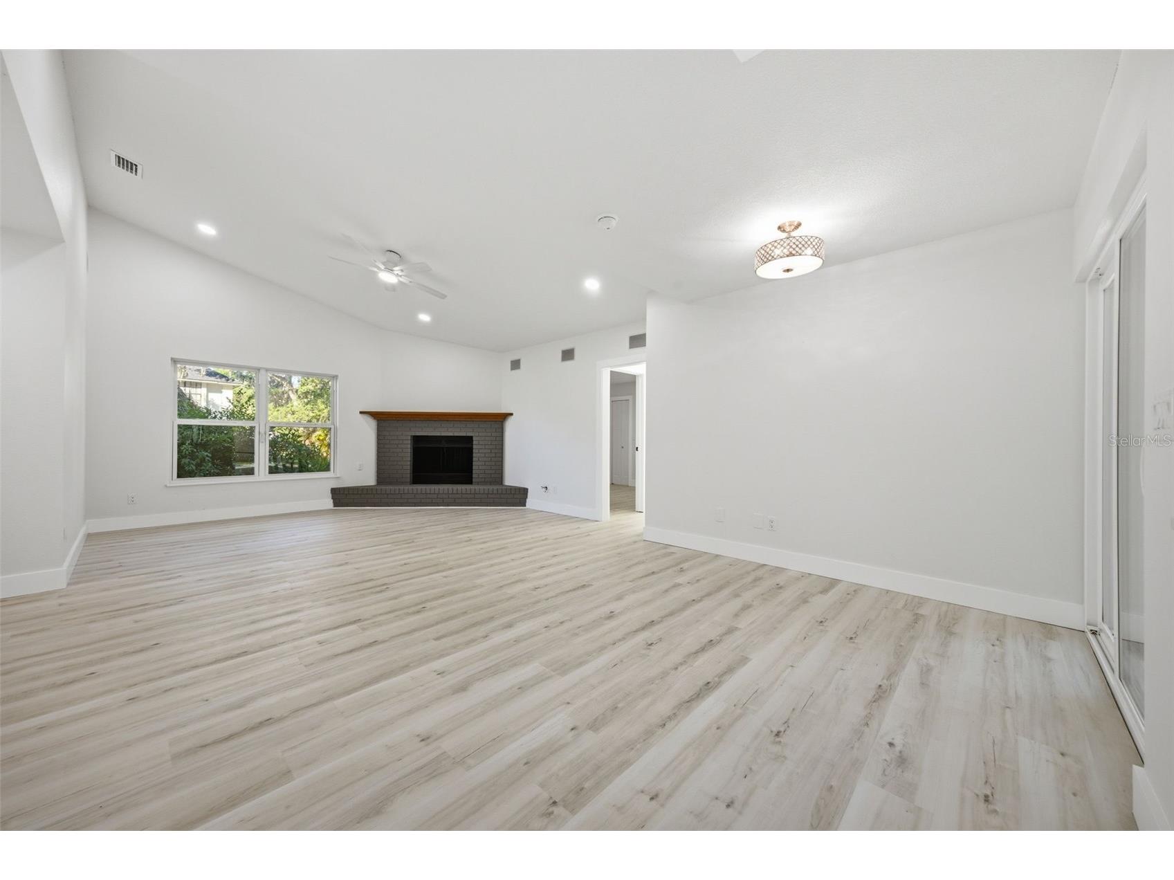 1204 Moondale Court Valrico FL 33596 TB8504095 image8