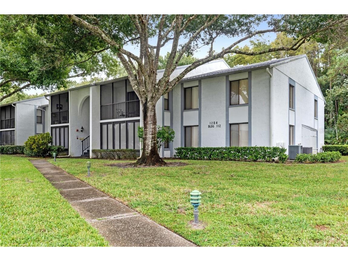 1204 Pine Ridge Circle W #F2 Tarpon Springs FL 34688 W7861759 image1