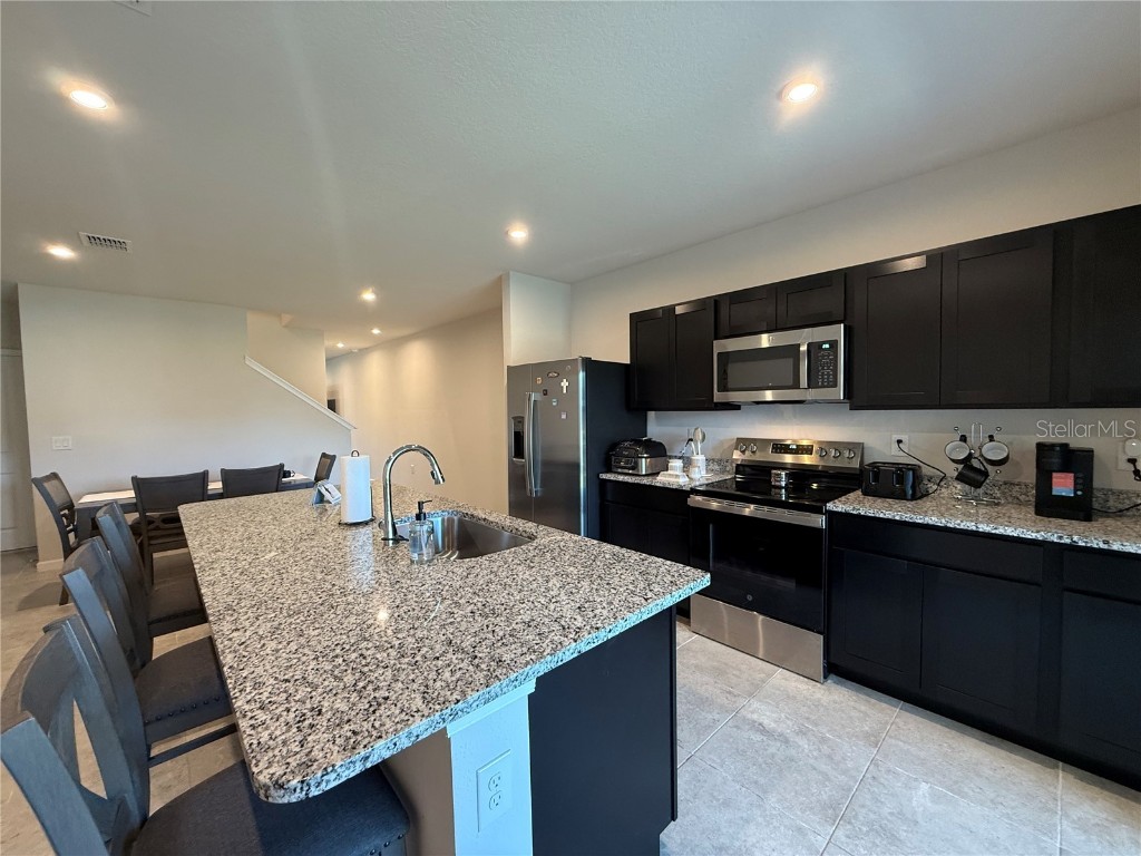 1204 Port Blue Way Lady Lake FL 32159 G5104903 image3