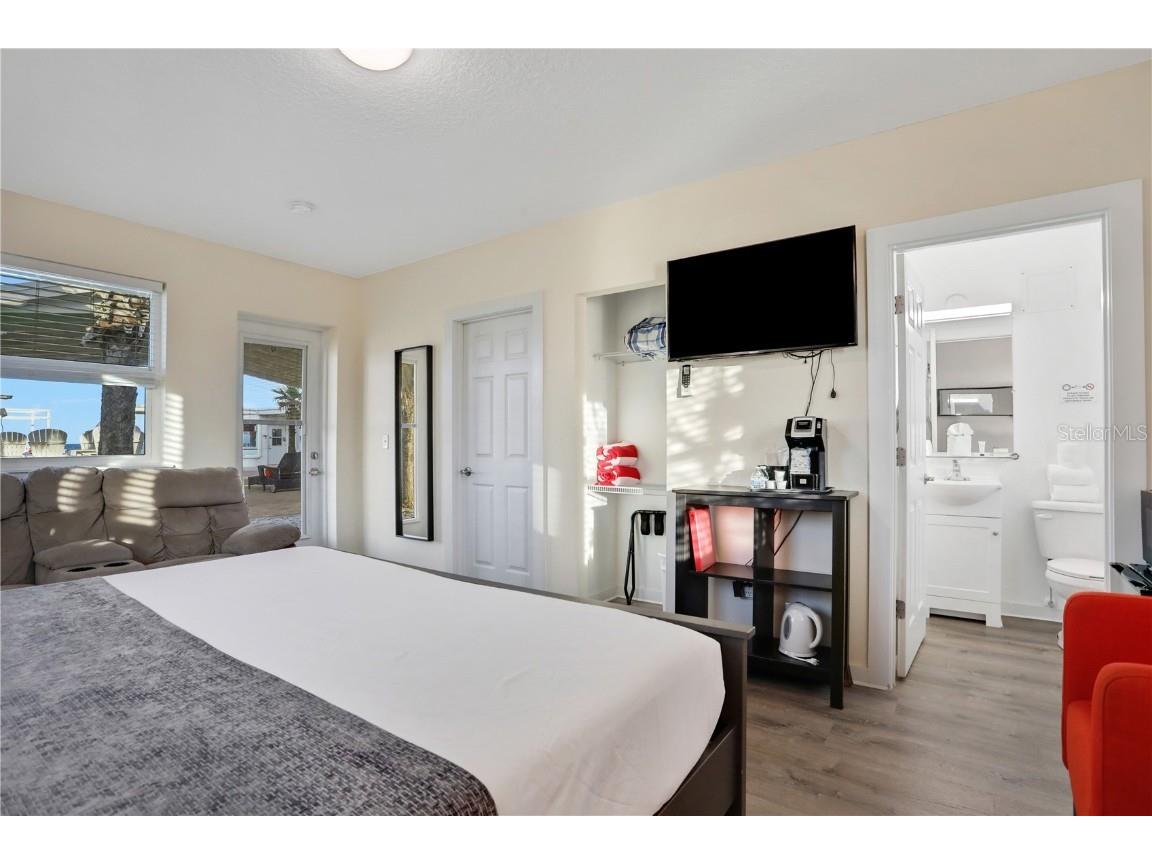 1204 S Ocean Shore Boulevard Flagler Beach FL 32136 - ATLANTIC OCEAN V4931516 image19