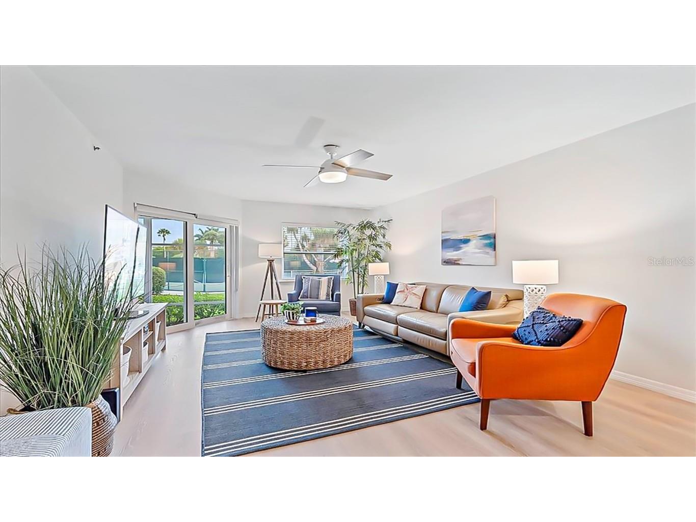 1204 Siesta Bayside Drive #1204-D Sarasota FL 34242 A4589559 image10