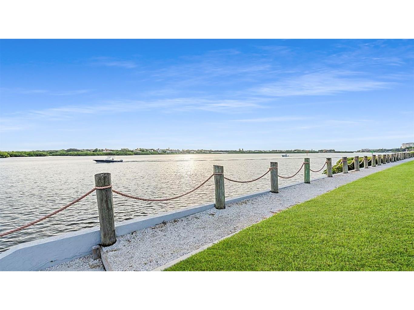 1204 Siesta Bayside Drive #1204-D Sarasota FL 34242 A4589559 image16