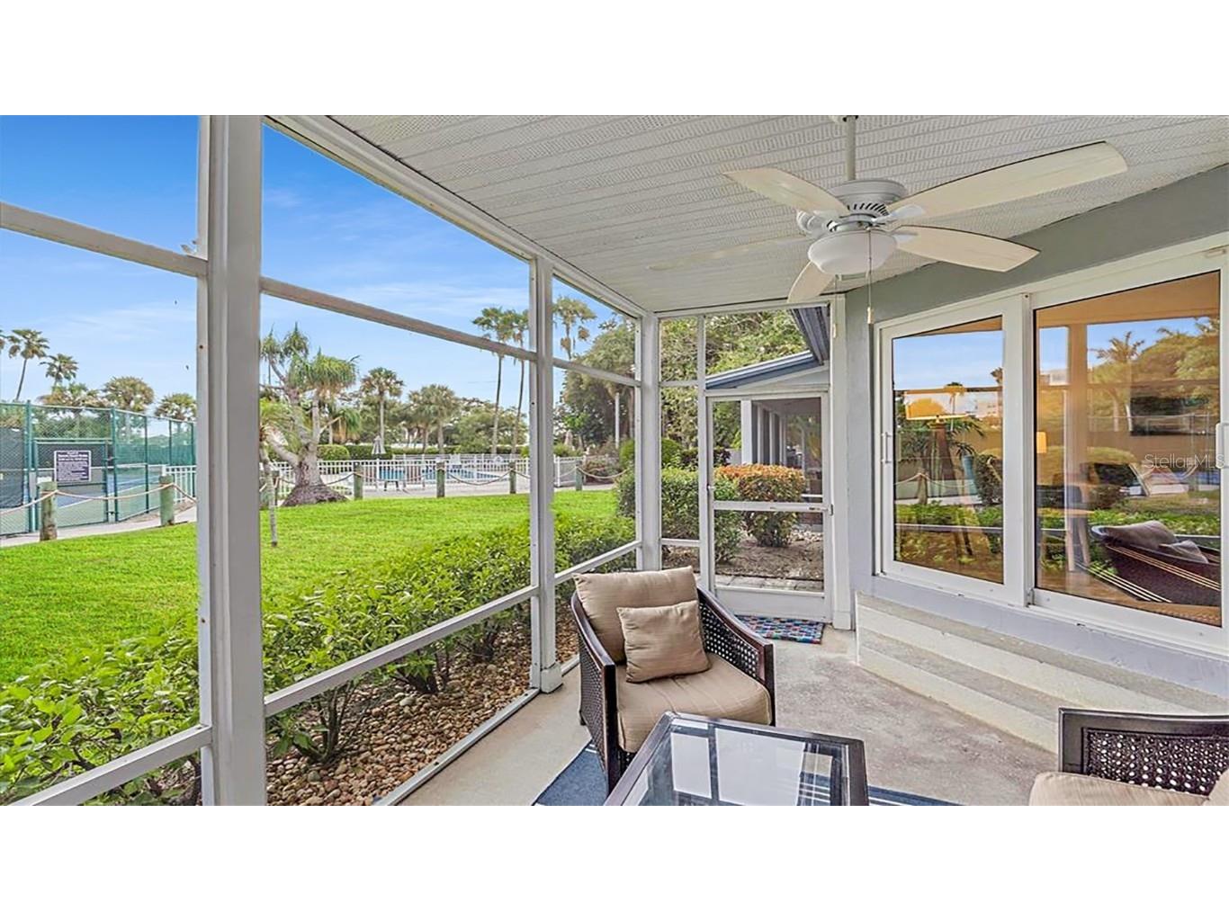 1204 Siesta Bayside Drive #1204-D Sarasota FL 34242 A4589559 image2