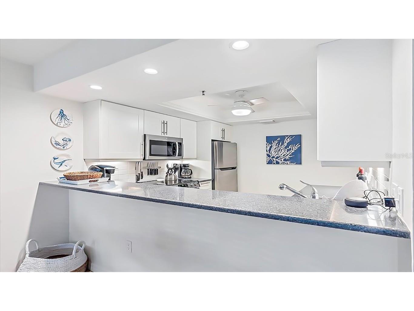 1204 Siesta Bayside Drive #1204-D Sarasota FL 34242 A4589559 image5