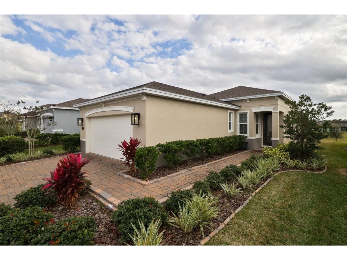 1204 Victoria Hills Drive N Deland FL 32724 V4933944 image1