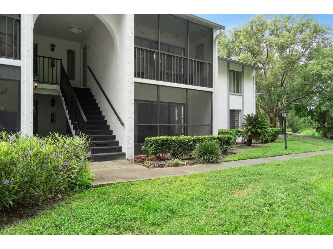 1204 W Pine Ridge Circle W #B1 Tarpon Springs FL 34688 U8217726 image1