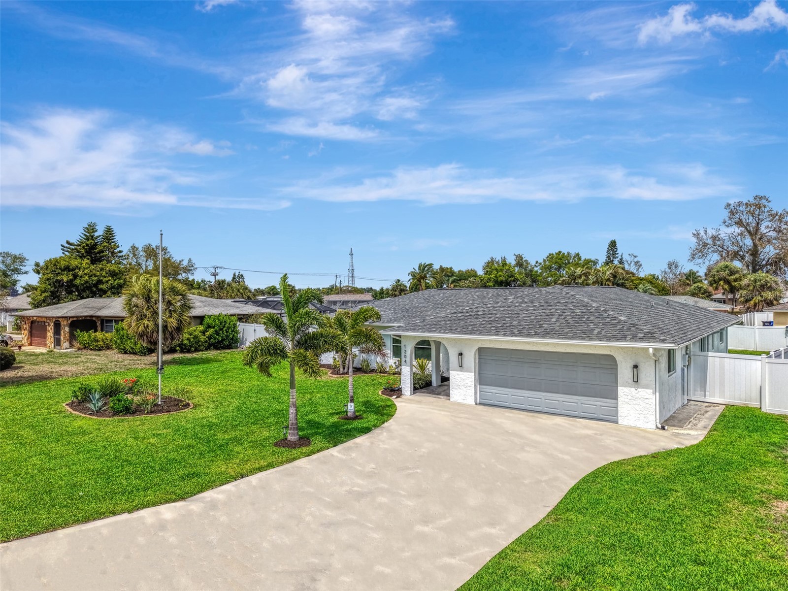 1204 Yawl Way Venice FL 34285 N6143469 image1