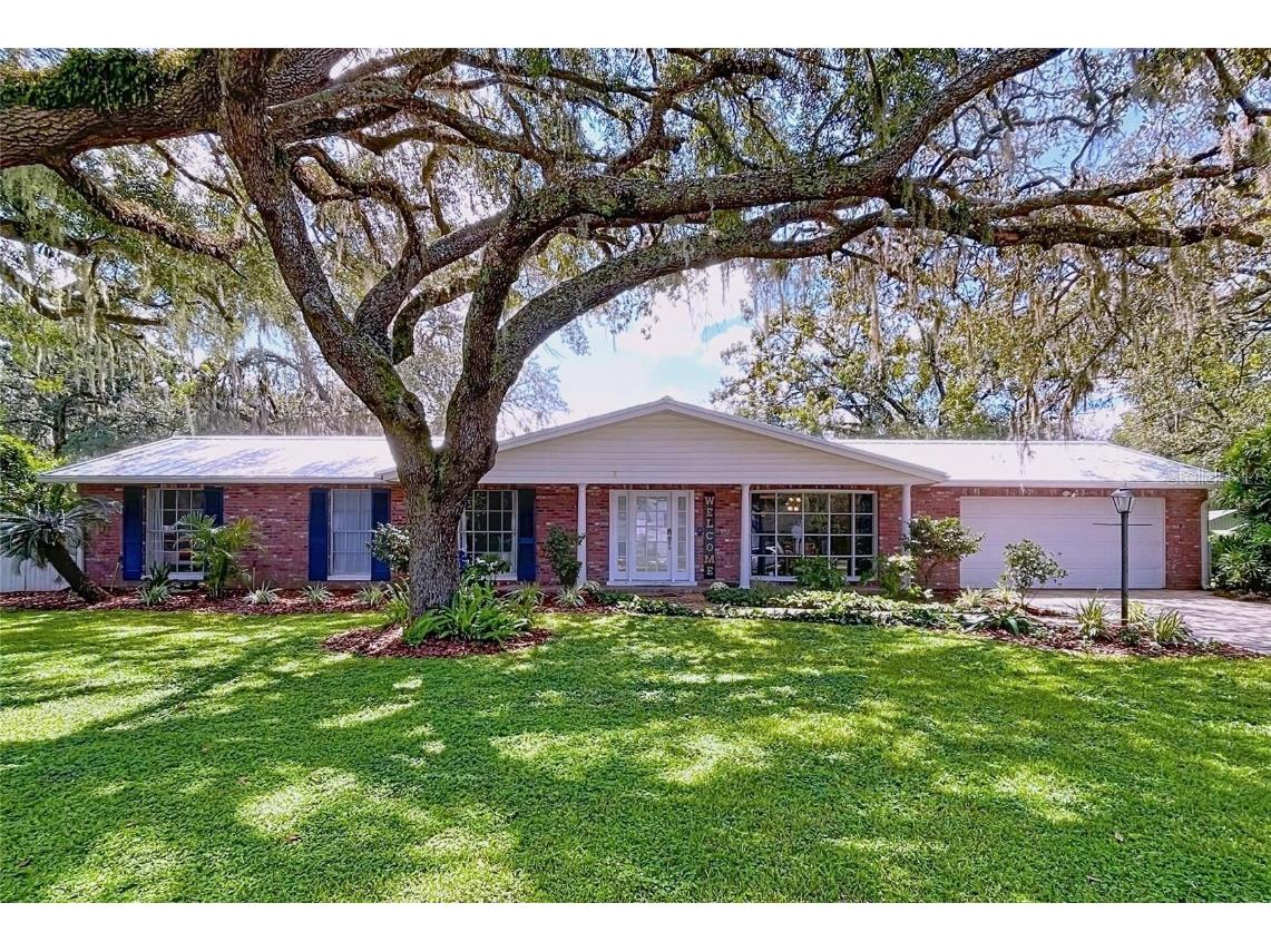 12040 Riverhills Drive Tampa FL 33617 TB8430861 image1