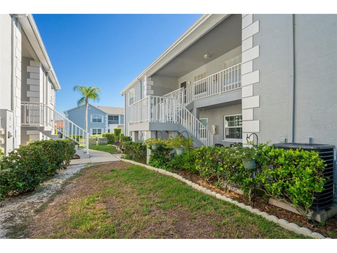 12041 Hoosier Court #202 Hudson FL 34667 TB8438356 image3