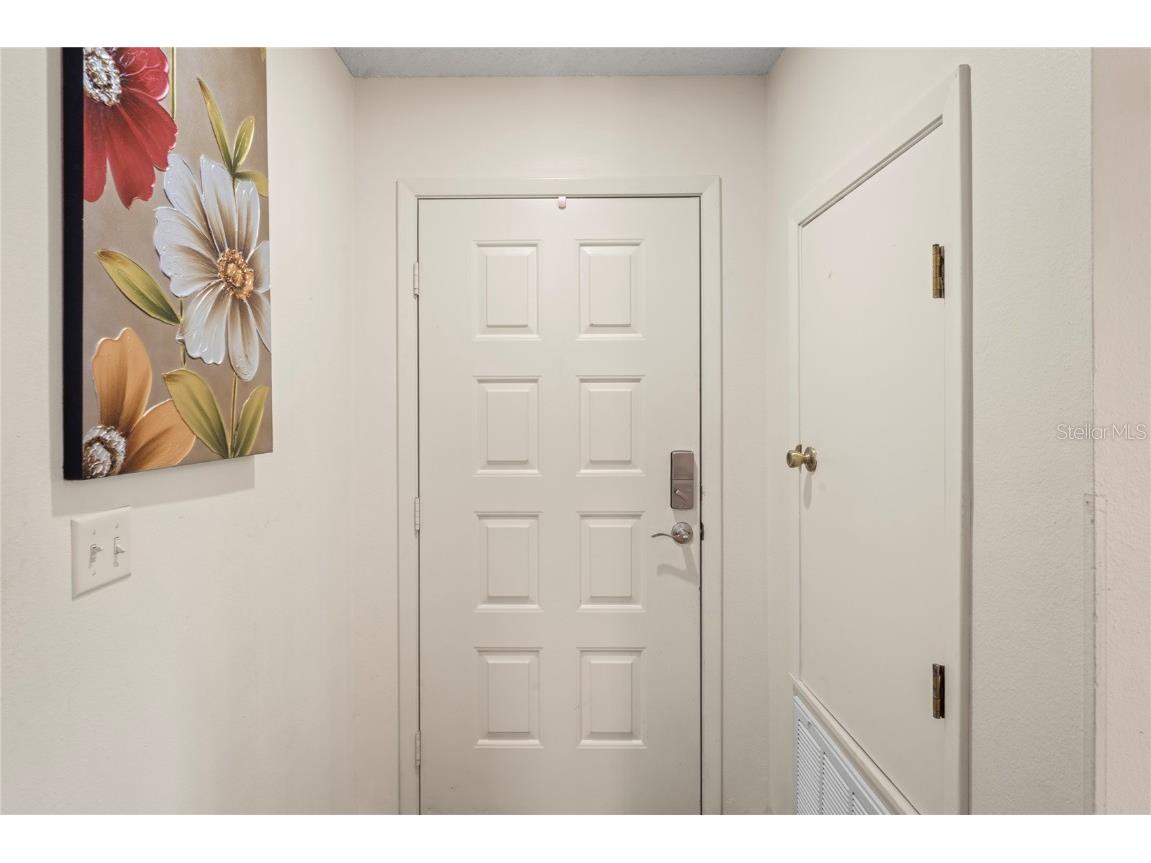 12041 Hoosier Court #202 Hudson FL 34667 TB8438356 image4