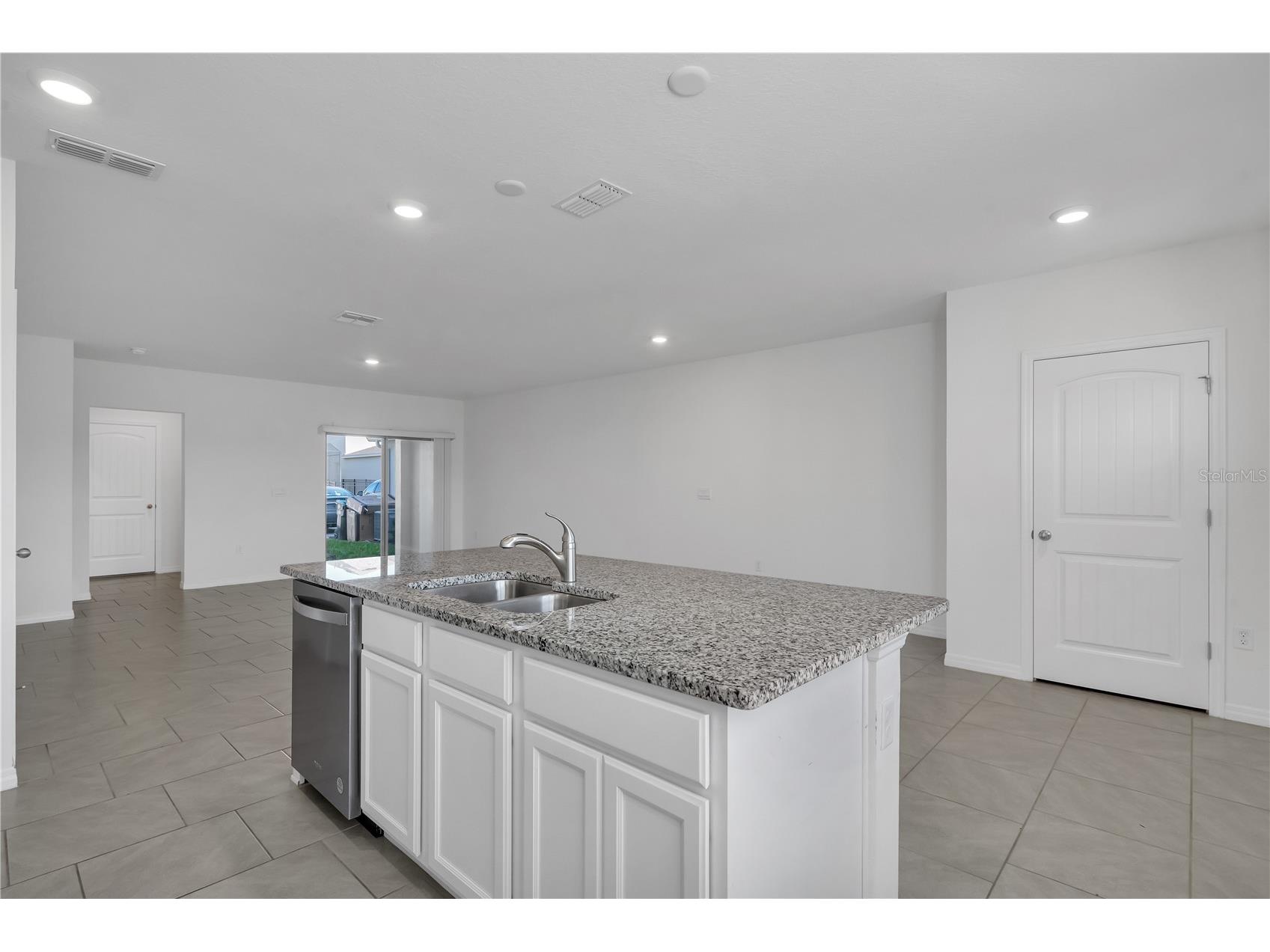 12043 Holystone Street Winter Garden FL 34787 O6339950 image11