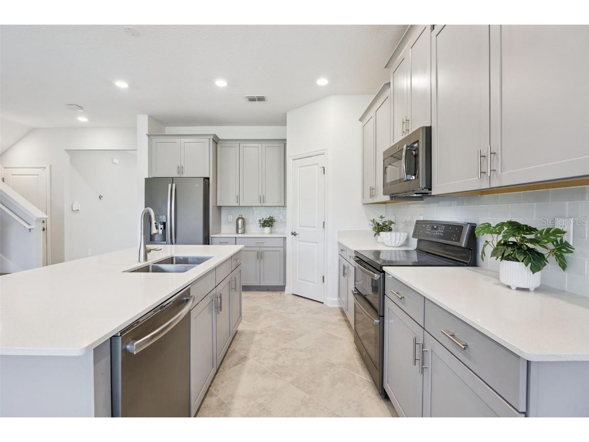 12043 Imaginary Way Orlando FL 32832 O6353201 image24