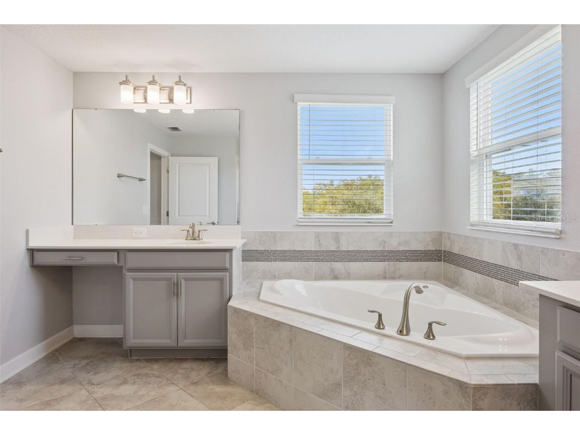 12043 Imaginary Way Orlando FL 32832 O6353201 image29