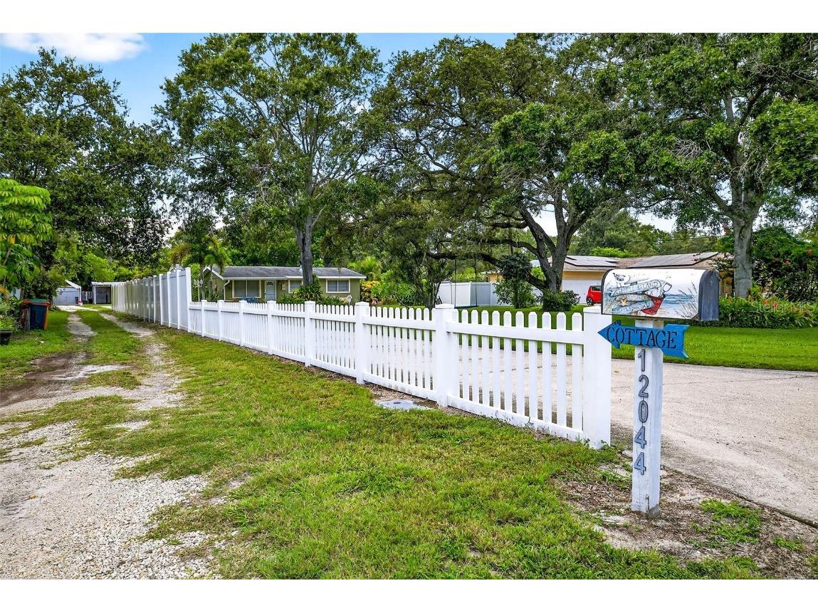 12044 Murray Avenue Largo FL 33778 TB8419274 image1