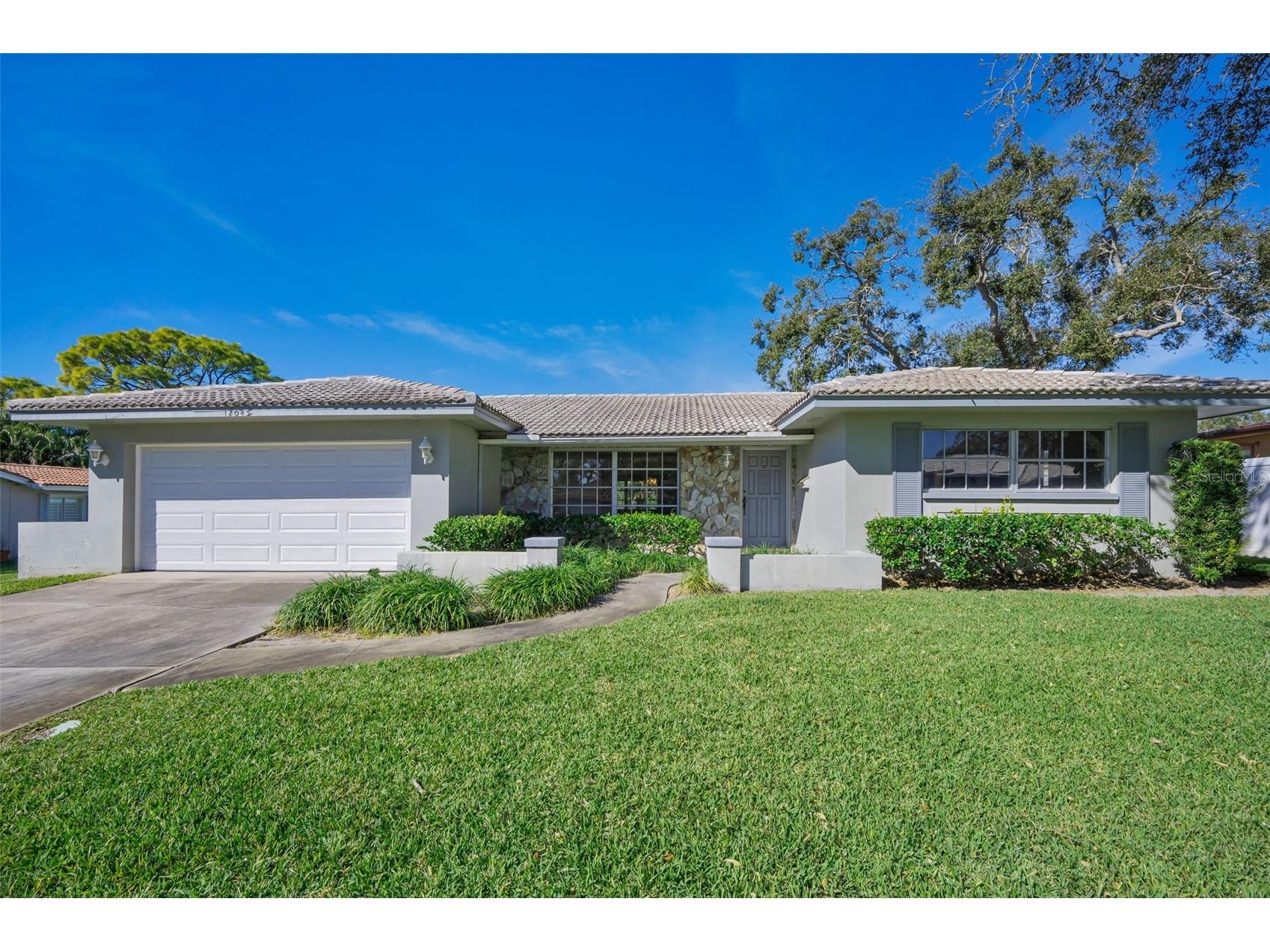 12045 68th Terrace Seminole FL 33772 TB8464051 image1
