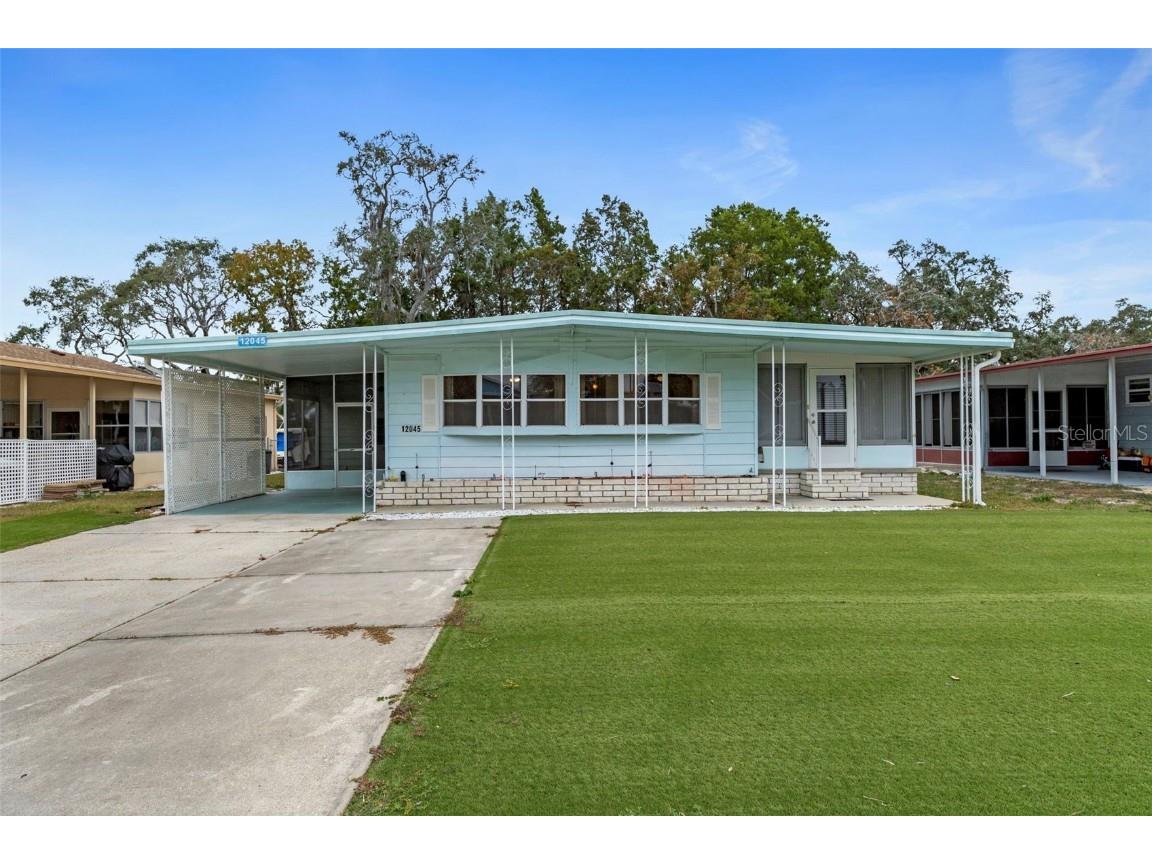 12045 Formosa Street Brooksville FL 34613 W7881567 image1