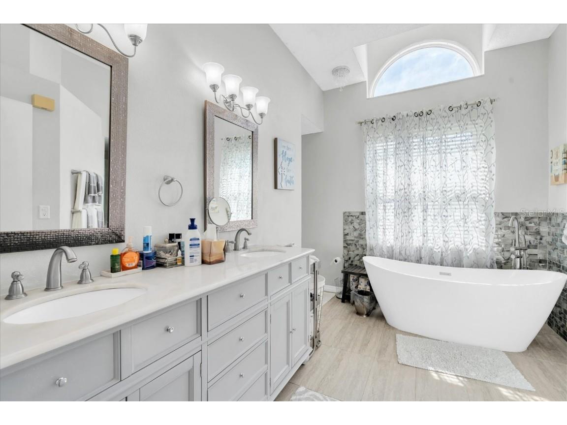 12046 Stone Crossing Circle Tampa FL 33635 TB8425771 image25