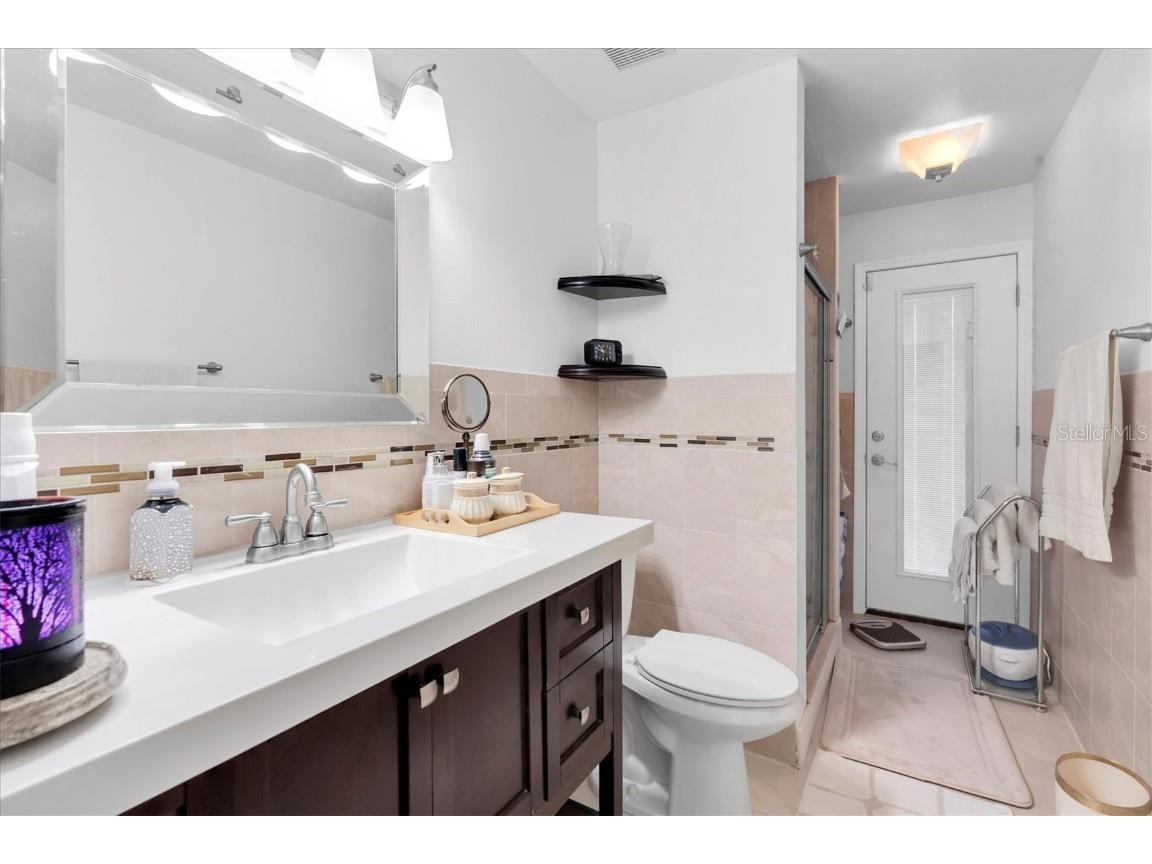 12046 Stone Crossing Circle Tampa FL 33635 TB8425771 image29