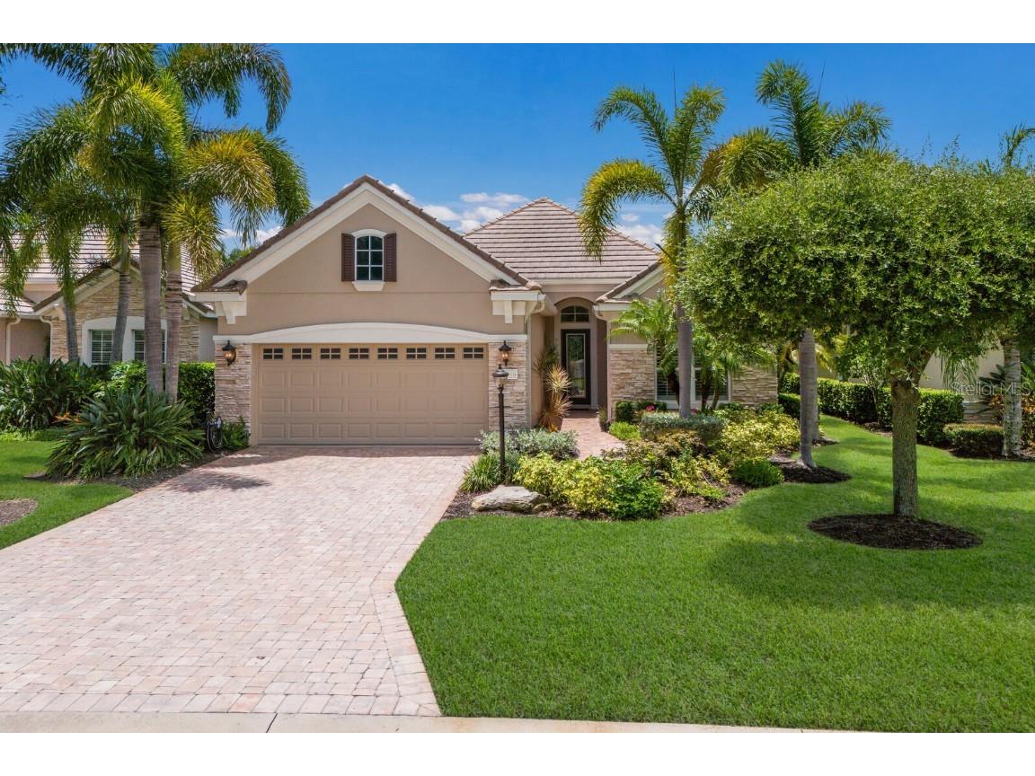 12046 Thornhill Court Lakewood Ranch FL 34202 A4618726 image1