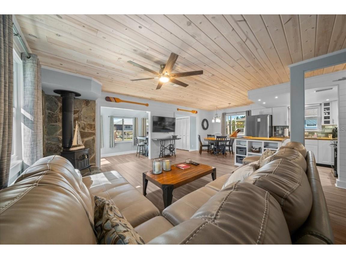 12046 W Gulf Breeze Court Crystal River FL 34429 TB8402879 image15