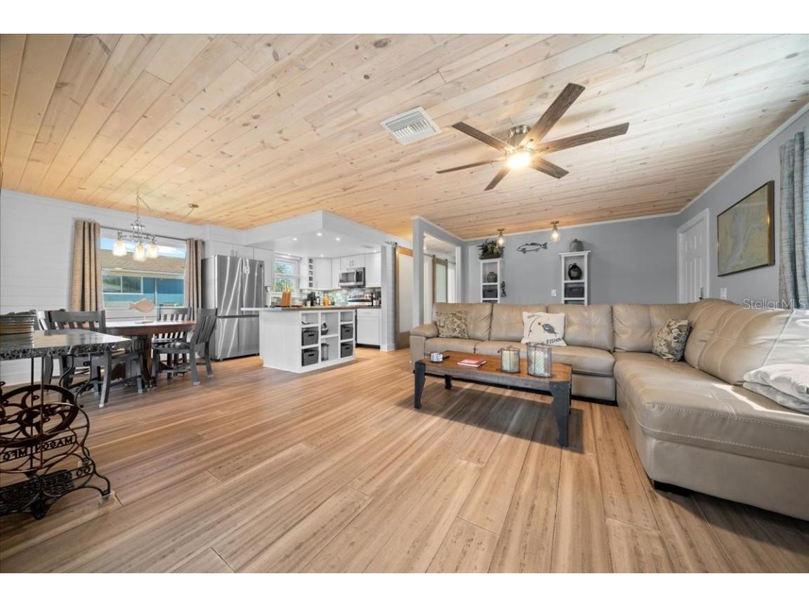 12046 W Gulf Breeze Court Crystal River FL 34429 TB8402879 image17