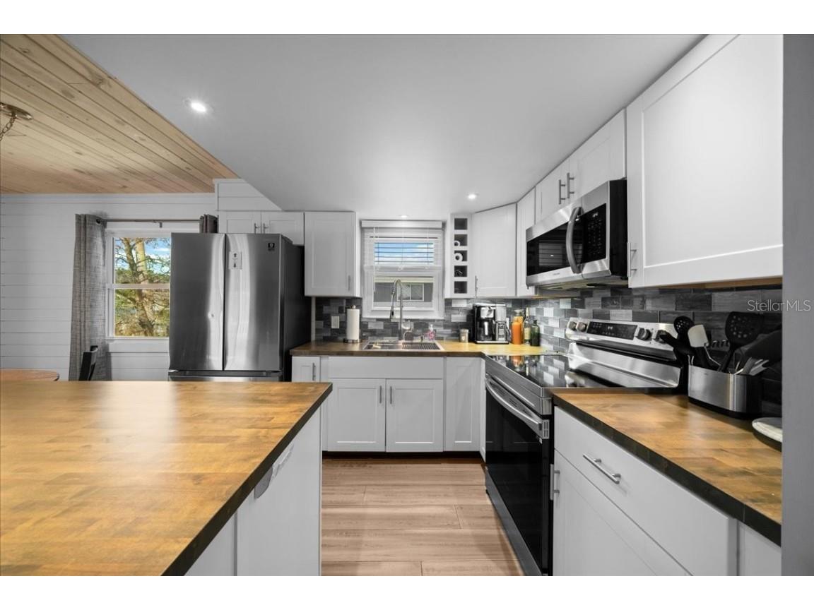 12046 W Gulf Breeze Court Crystal River FL 34429 TB8402879 image22