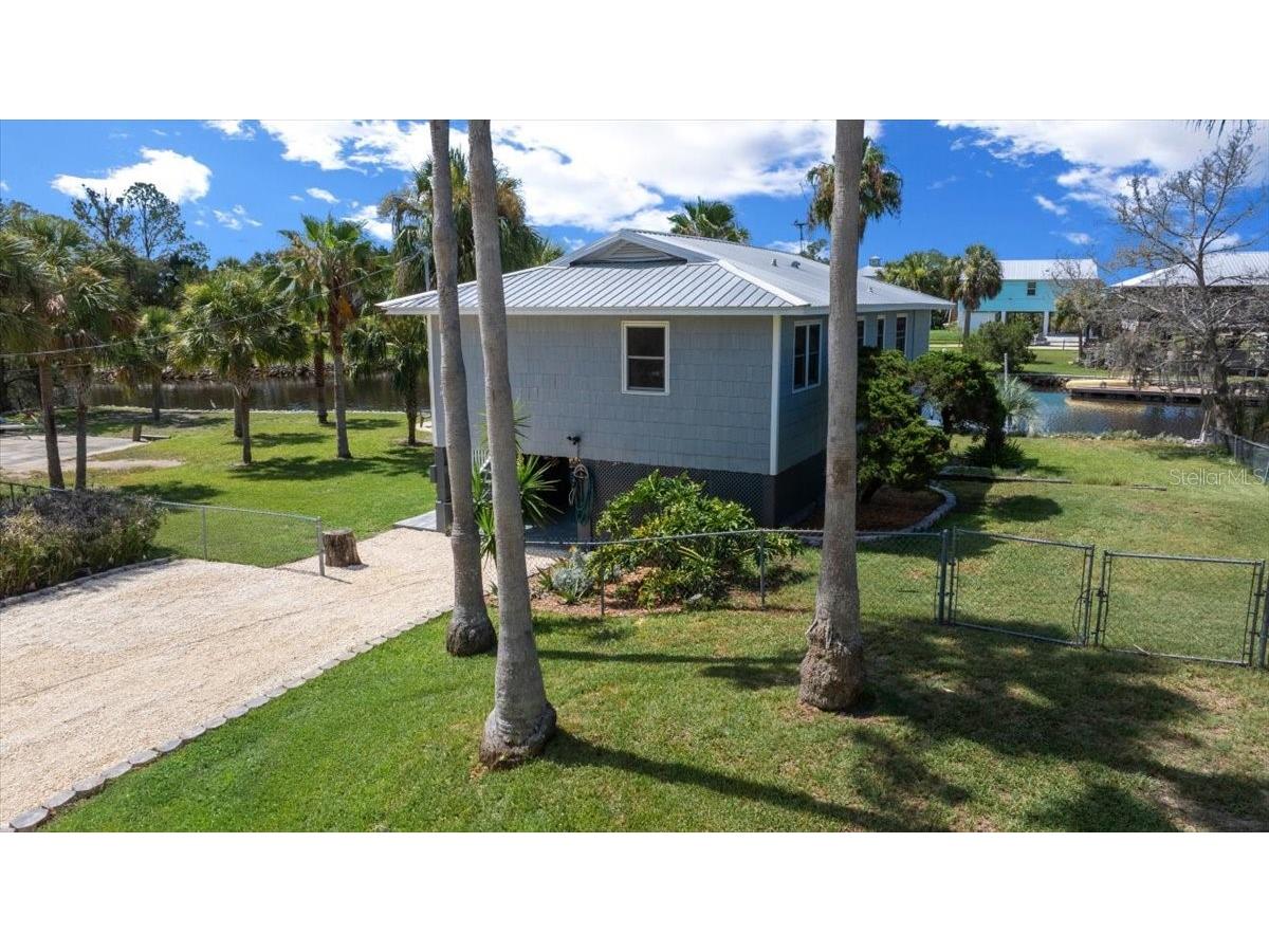 12046 W Gulf Breeze Court Crystal River FL 34429 TB8402879 image6