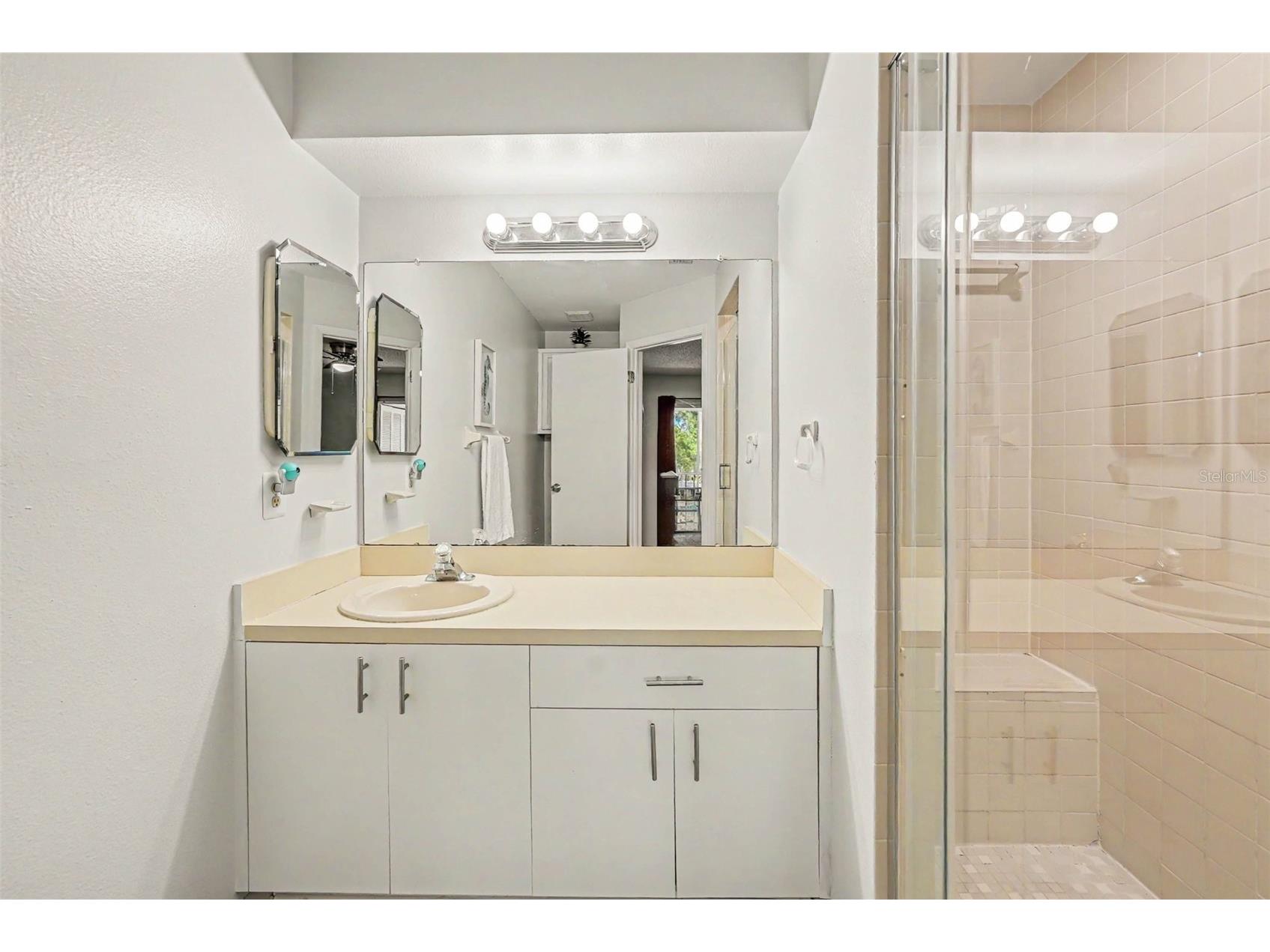 12049 Hoosier Court #203 Hudson FL 34667 TB8512230 image12