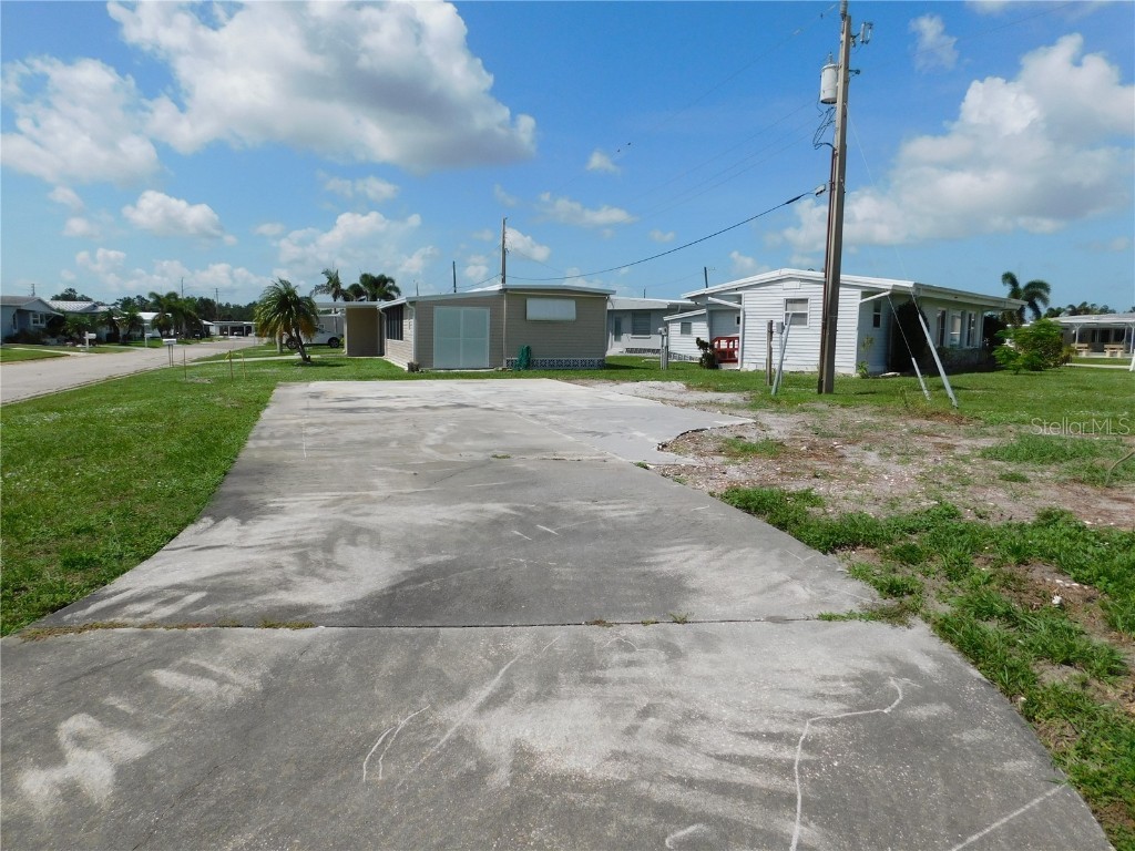 1205 43rd Avenue Drive E Ellenton FL 34222 A4658242 image4